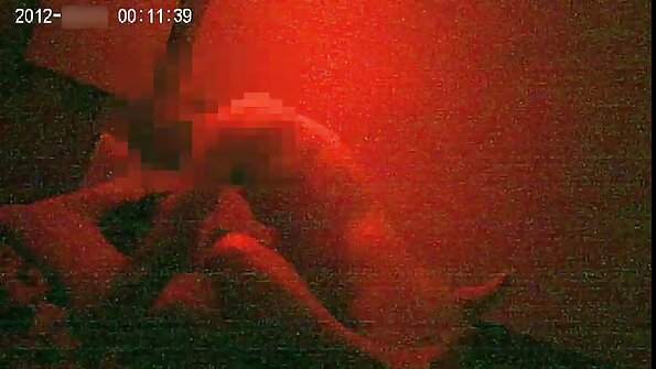 Megaporno striptease sex super fata frumoasa cu un prieten