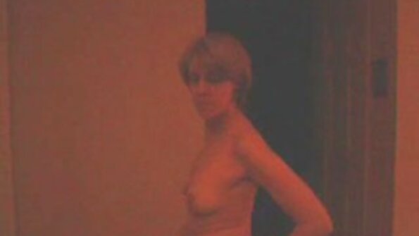 Milf cu părul pornojaponez blond și mare lapte dă tip pizde